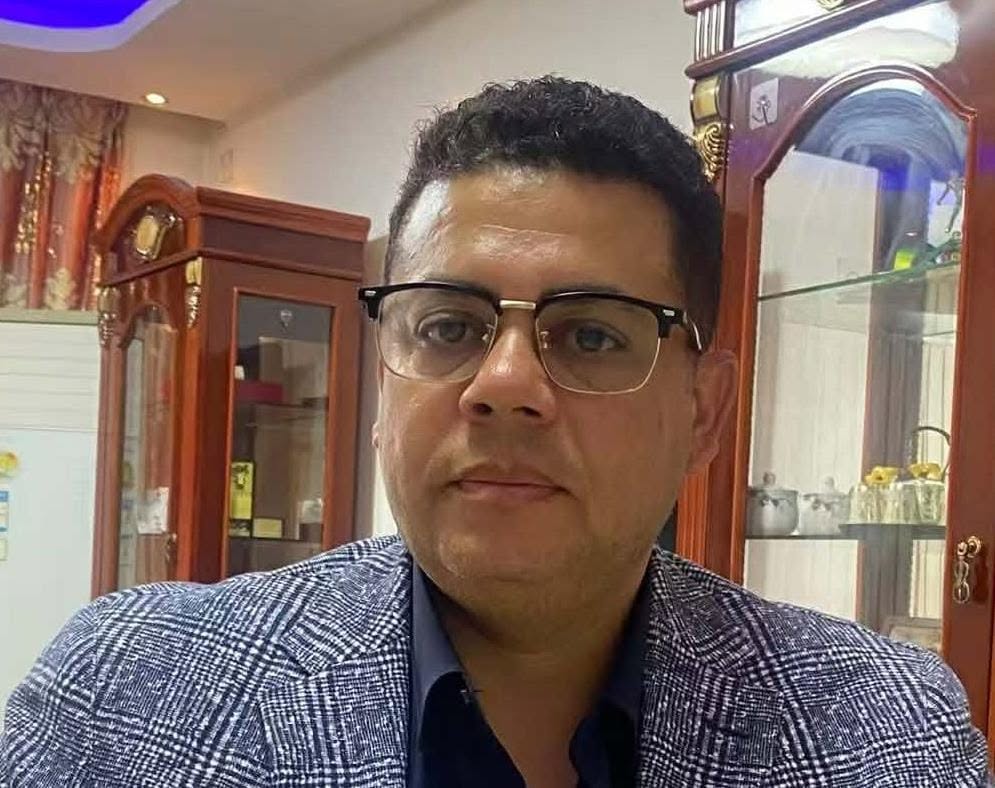 الكاتب محمد مازن الكاتب محمد مازن